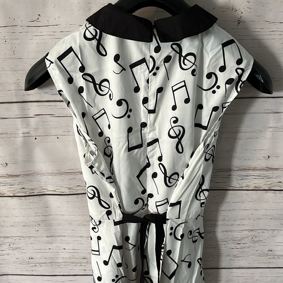 Music Note dress - Picture 4 of 6